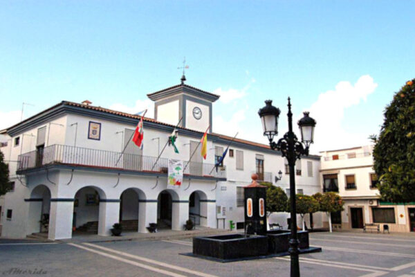 ayuntamiento-de-montemayo-plaza-de-la-constitucic3b3n